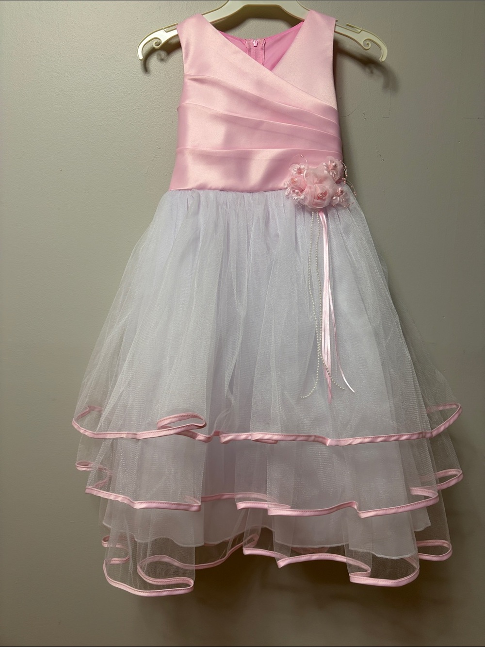 NWOT Huncho Pink White Tiered Tulle‎ Flower Girl Dress Size 8